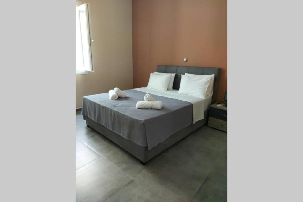 Felou'S House 1 Apartman Ermúpoli Kültér fotó